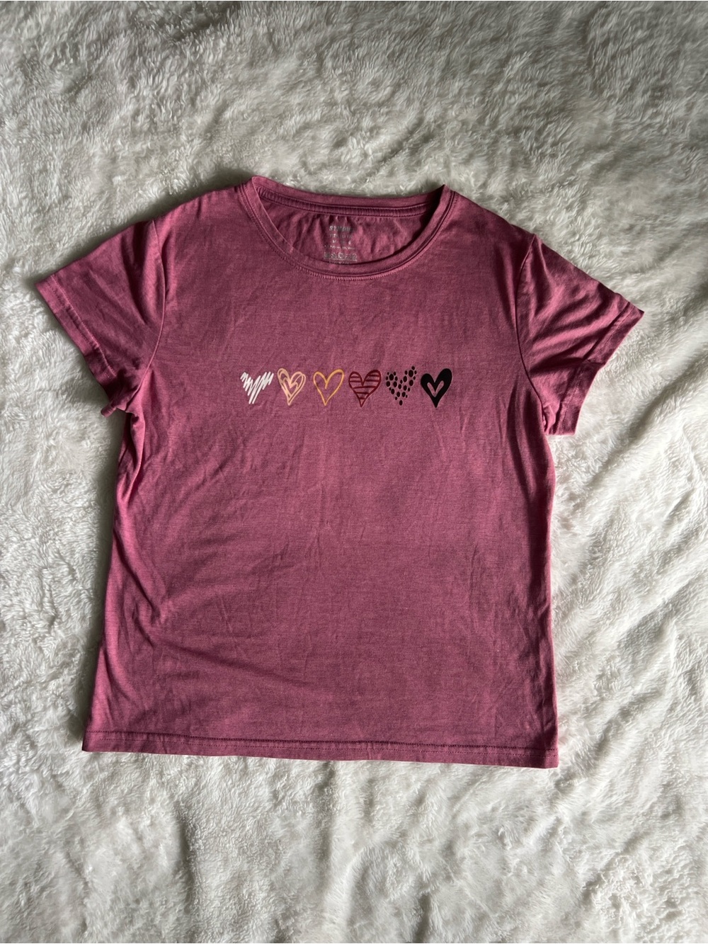 Pink Heart Graphic Short Sleeve T-Shirt – Size Medium